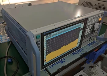 Pre Rohde & Schwarz FSVA3044 Signál & Spektrum Analyzer 44GHz Frekvenčný Rozsah: 10 Hz až 44 GHz Používané 1 Kus